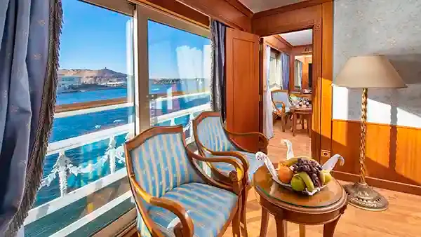 01 Deluxe cabin 01